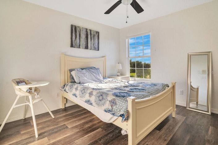 Image No.18-5 Bed Property for sale