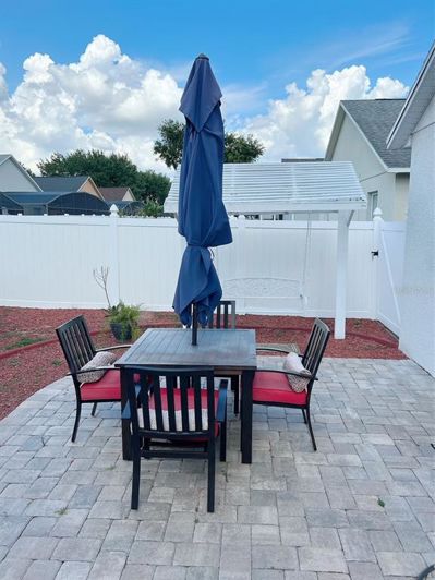 Image No.28-3 Bed Property for sale