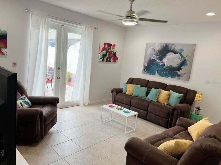 Image No.5-3 Bed Property for sale