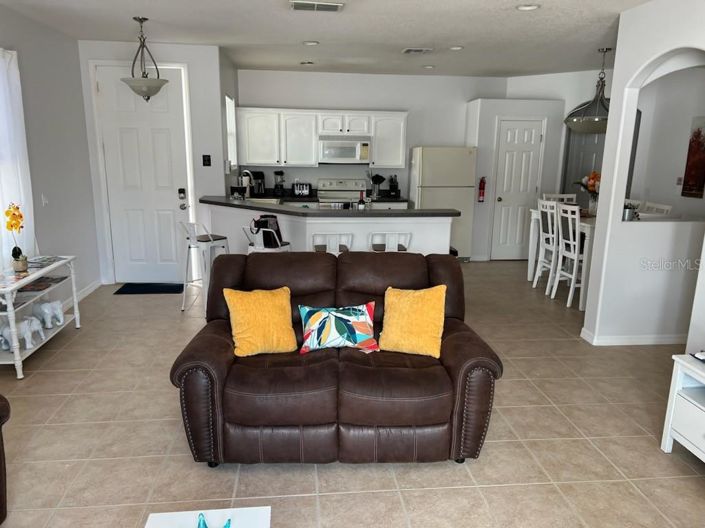 Image No.6-3 Bed Property for sale