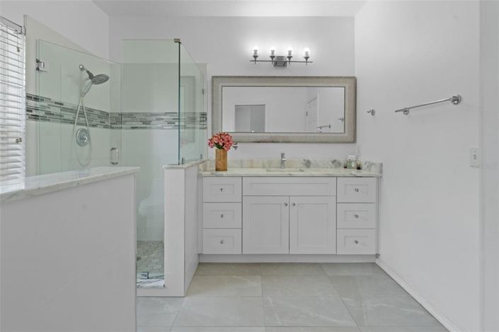 Image No.26-4 Bed Property for sale