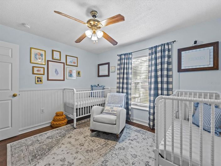 Image No.11-3 Bed Property for sale