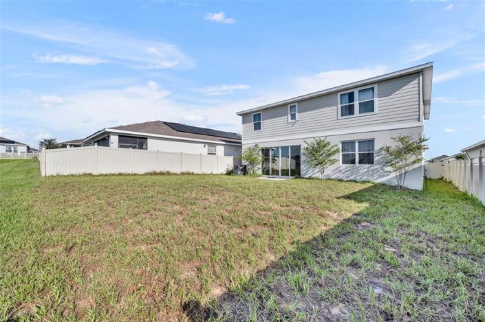 Image No.45-6 Bed Property for sale