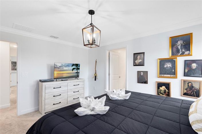 Image No.18-5 Bed Townhouse for sale