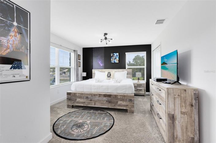 Image No.20-5 Bed Townhouse for sale