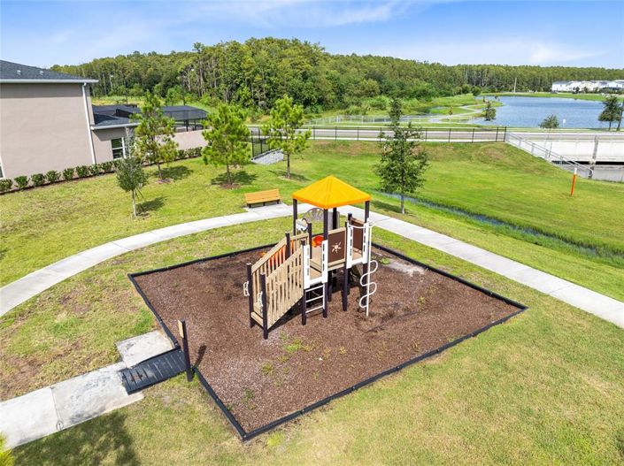 Image No.37-5 Bed Townhouse for sale