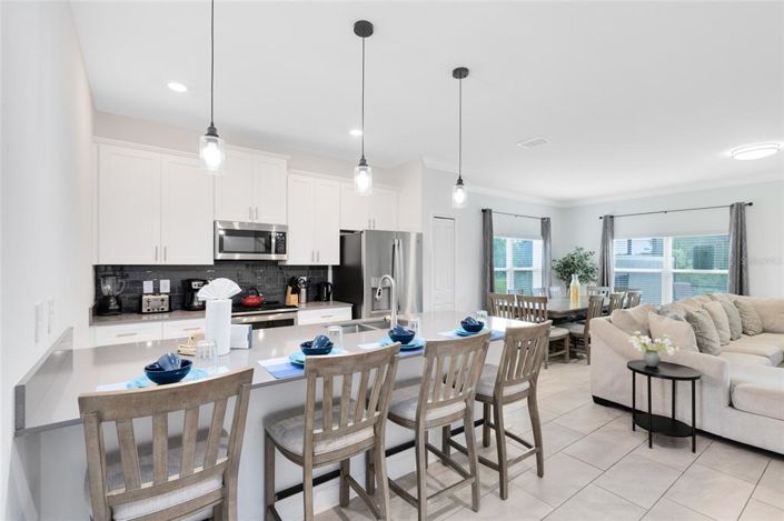 Image No.5-5 Bed Townhouse for sale