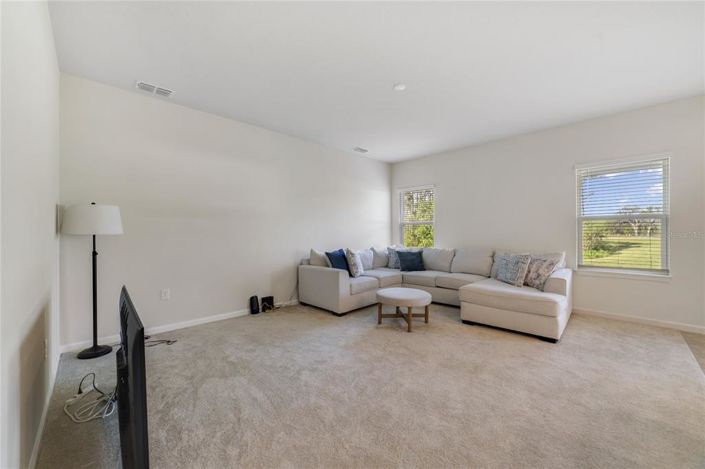 Image No.11-5 Bed Property for sale