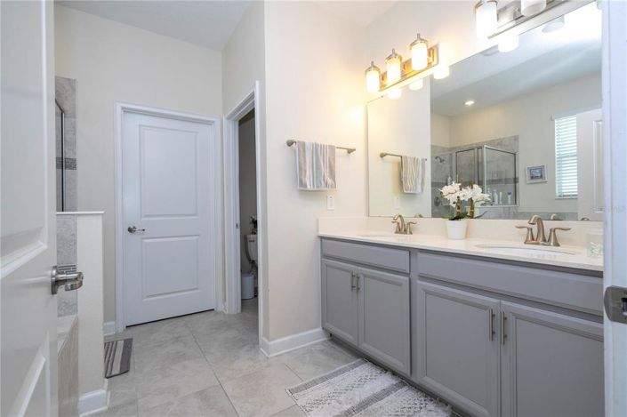 Image No.69-3 Bed Property for sale