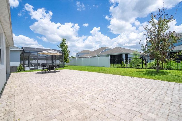 Image No.79-3 Bed Property for sale