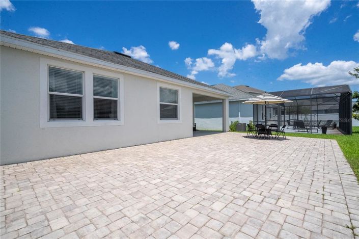 Image No.80-3 Bed Property for sale