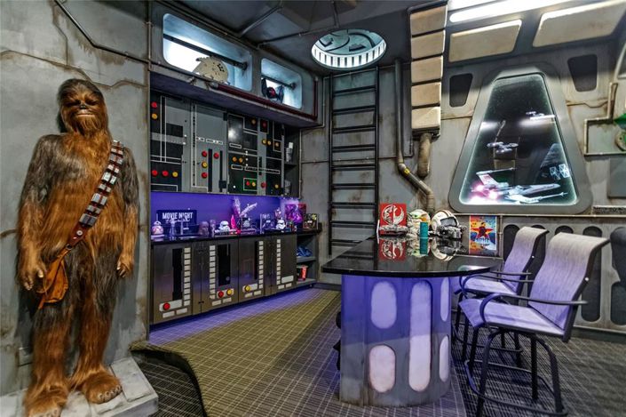 Image No.26-7 Bed Property for sale