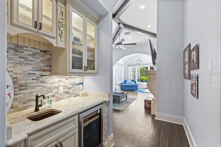 Image No.31-7 Bed Property for sale