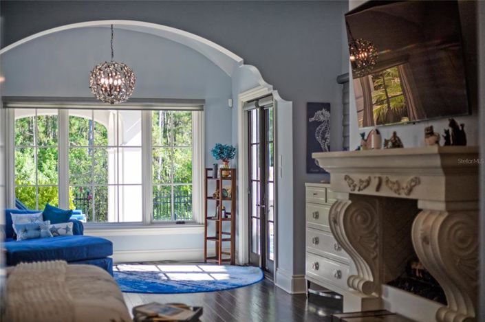 Image No.33-7 Bed Property for sale