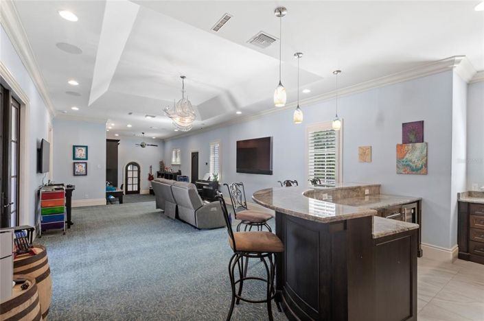 Image No.52-7 Bed Property for sale