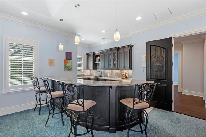 Image No.53-7 Bed Property for sale