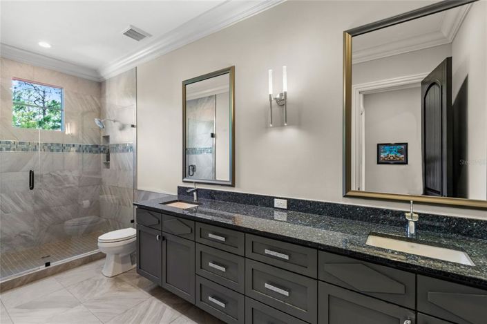 Image No.55-7 Bed Property for sale