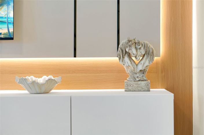 Image No.10-5 Bed Townhouse for sale