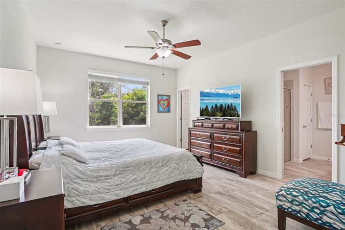 Image No.17-Propriété de 4 chambres à vendre à Clermont