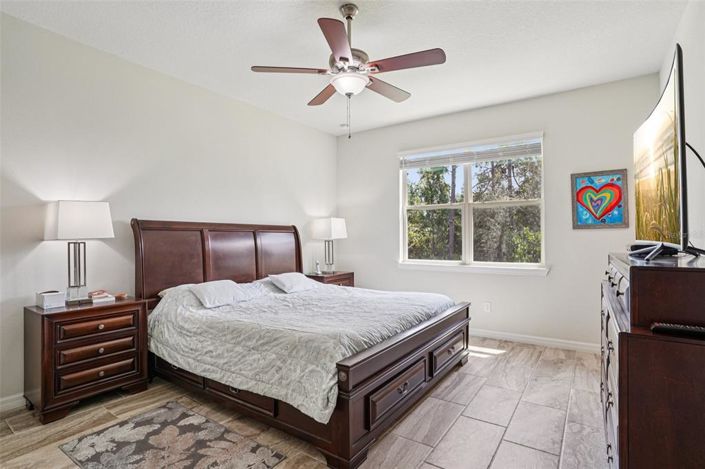 Image No.18-Propriété de 4 chambres à vendre à Clermont