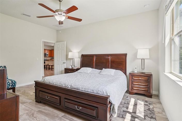 Image No.19-Propriété de 4 chambres à vendre à Clermont