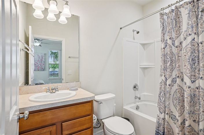 Image No.25-Propriété de 4 chambres à vendre à Clermont