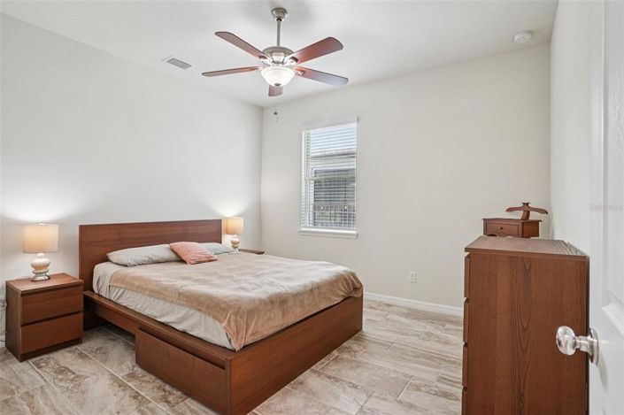 Image No.26-Propriété de 4 chambres à vendre à Clermont