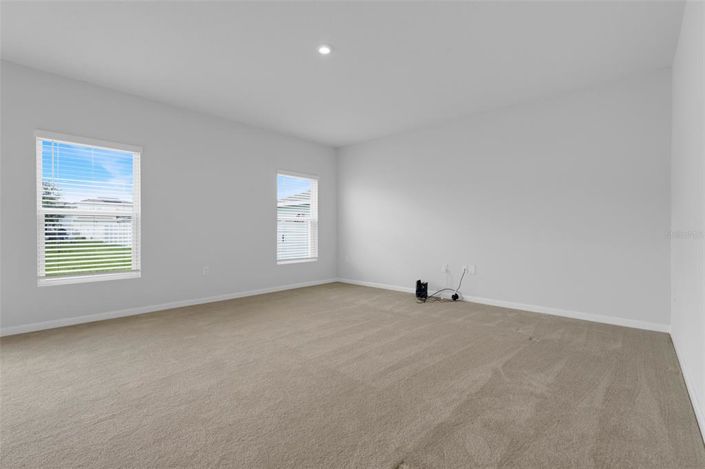 Image No.7-4 Bed Property for sale