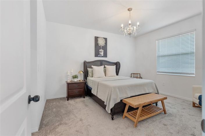 Image No.12-4 Bed Property for sale