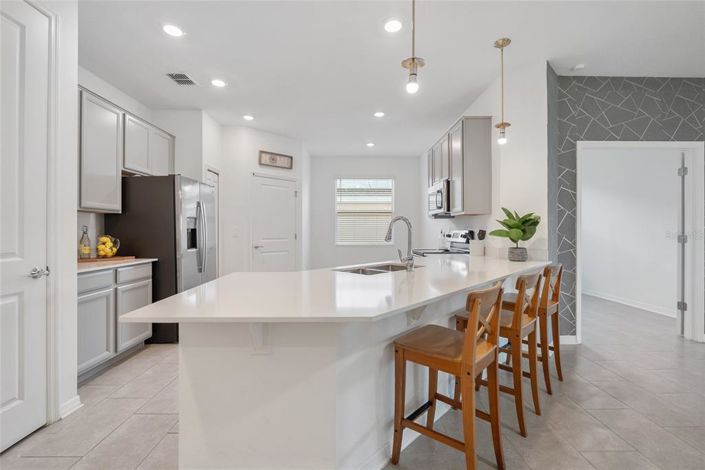 Image No.8-4 Bed Property for sale