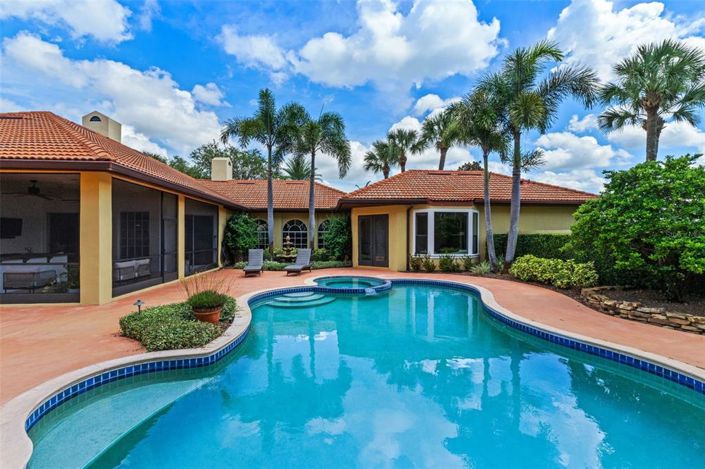 Image No.50-4 Bed Property for sale