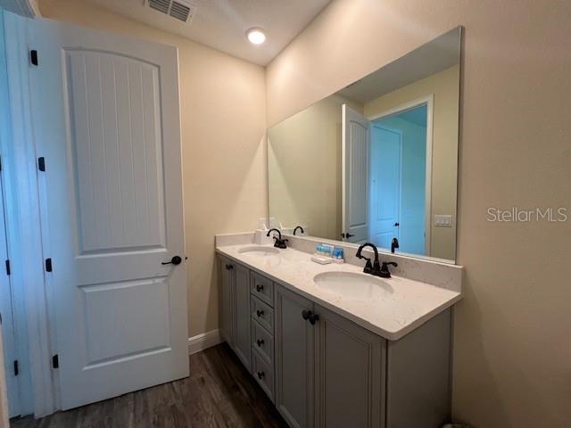 Image No.15-3 Bed Townhouse for sale