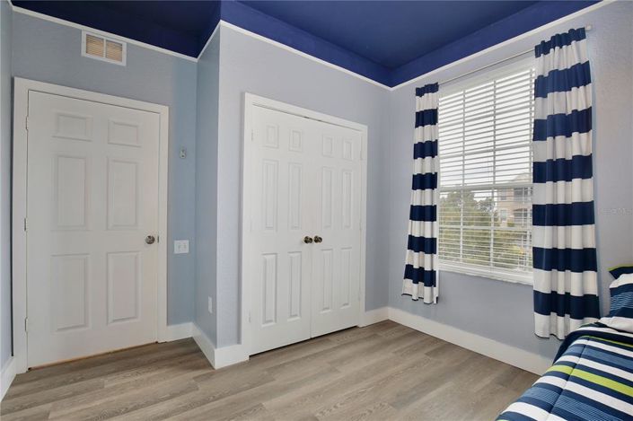 Image No.19-3 Bed Property for sale