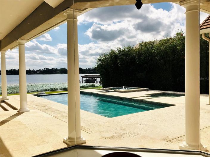 Image No.60-6 Bed Property for sale