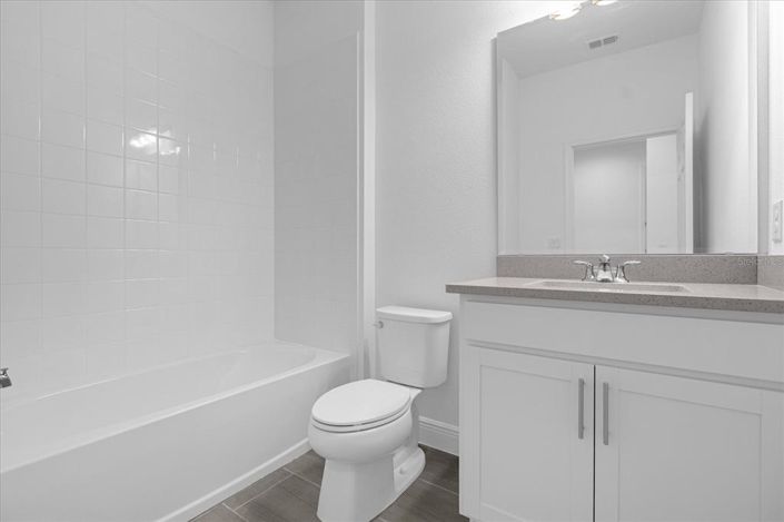 Image No.10-4 Bed Property for sale