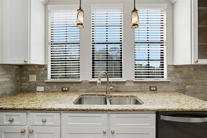 Image No.21-2 Bed Property for sale