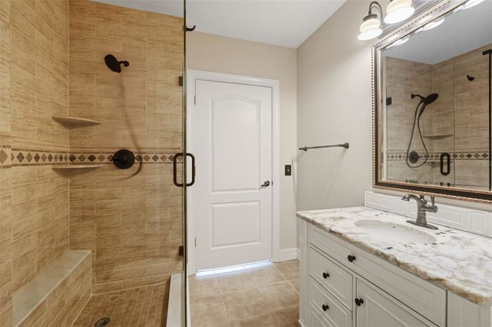 Image No.38-2 Bed Property for sale