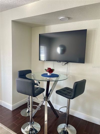 Image No.8-1 Bed Property for sale