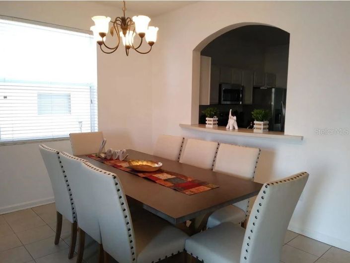 Image No.25-6 Bed Property for sale