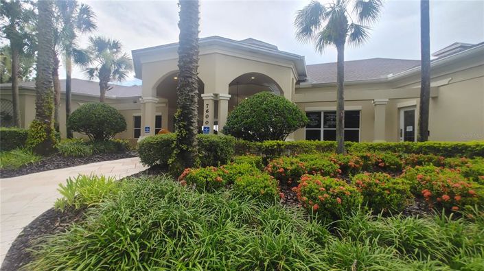 Image No.42-6 Bed Property for sale