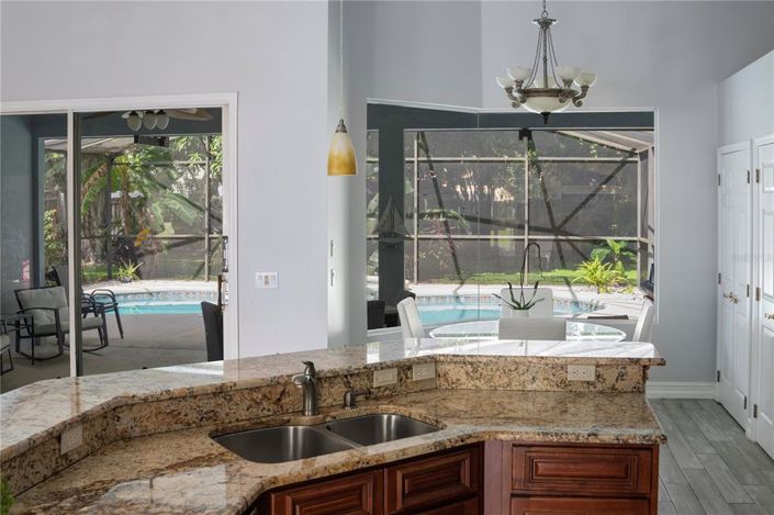 Image No.11-Propriété de 4 chambres à vendre à Orlando