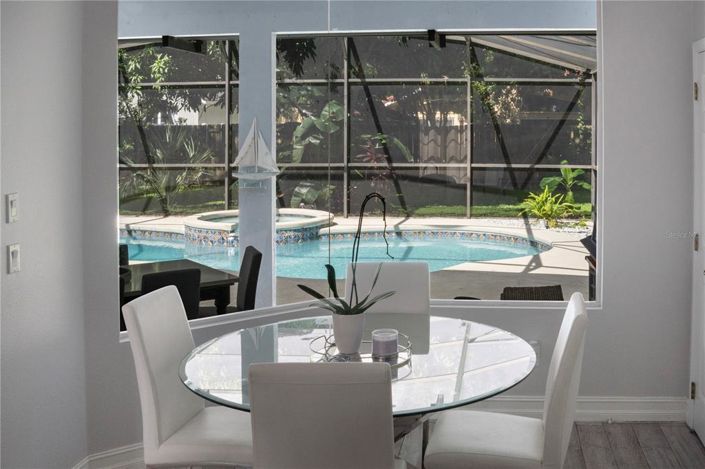 Image No.14-Propriété de 4 chambres à vendre à Orlando