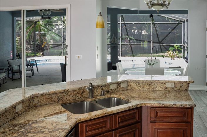 Image No.8-Propriété de 4 chambres à vendre à Orlando