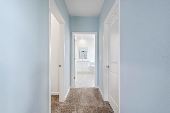 Image No.20-5 Bed Property for sale