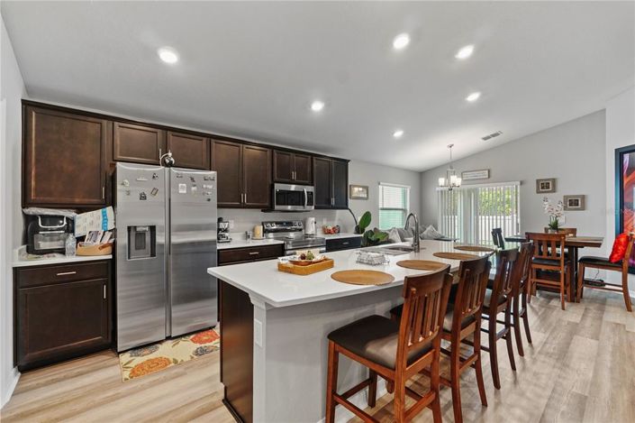 Image No.11-3 Bed Property for sale