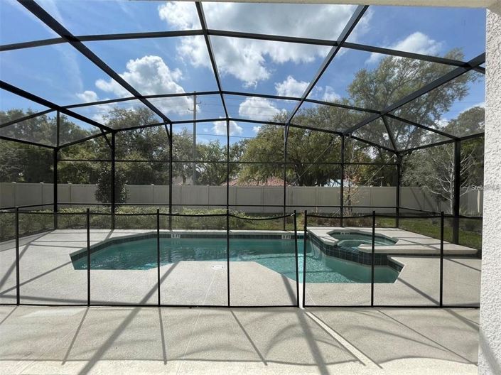 Image No.2-Propriété de 12 chambres à vendre à Kissimmee