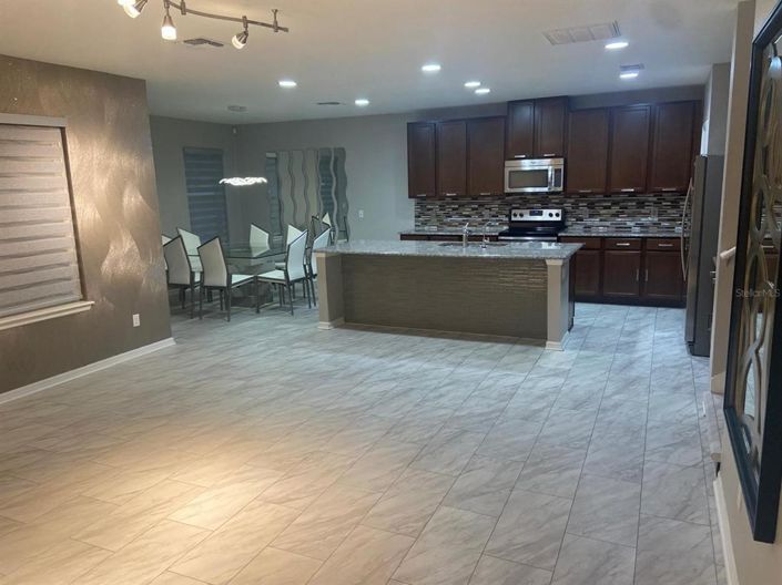 Image No.21-4 Bed Property for sale