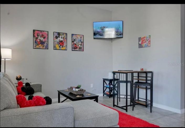 Image No.6-4 Bed Property for sale