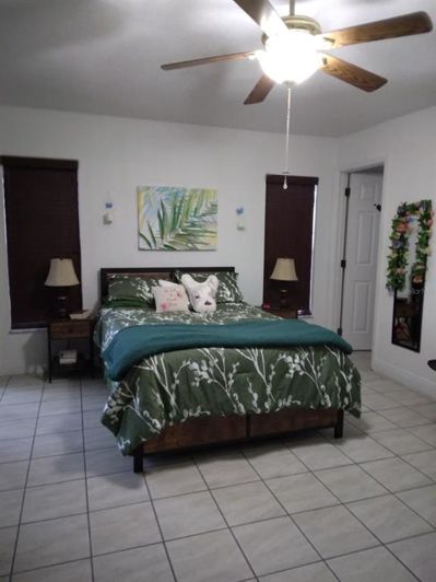 Image No.17-3 Bed Property for sale