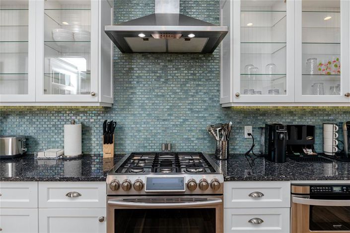 Image No.13-3 Bed Property for sale